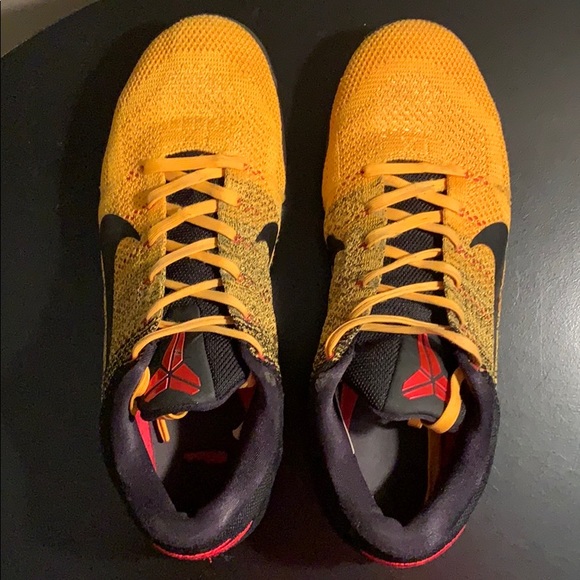Nike Kobe 11 Elite Low Bruce Lee Flyknit - Picture 4 of 8